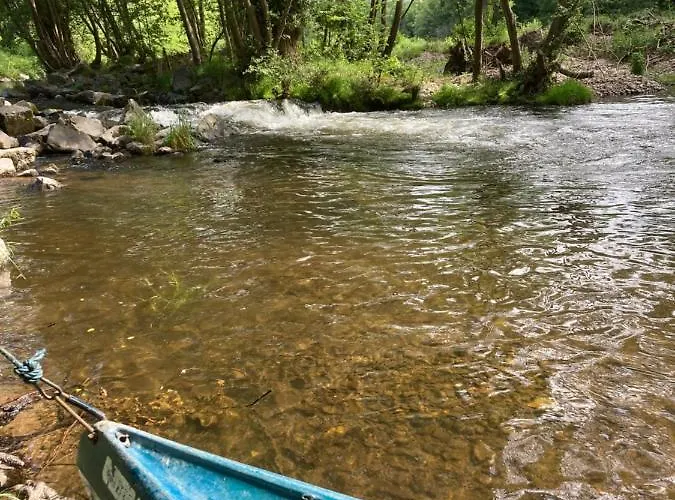 En Bordure De Riviere Apartment